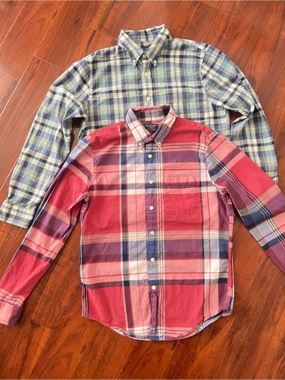 Abercrombie & Fitch plaid long sleeve button-down shirt